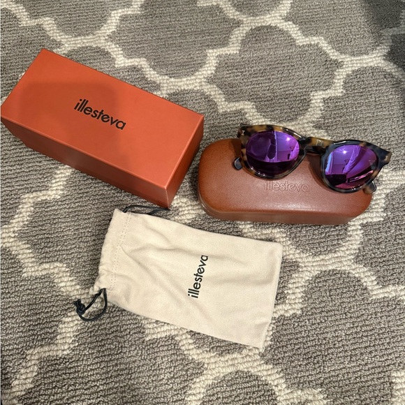 Illesteva Sunglasses with Tortoise Frame and Purple Lenses - Picture 1 of 4
